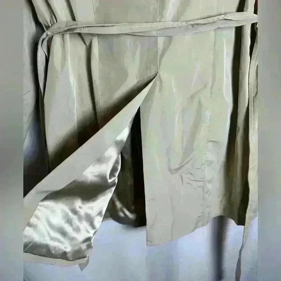 Banana Republic women’s jacket, button up with tie, size M petite - Picture 6 of 7